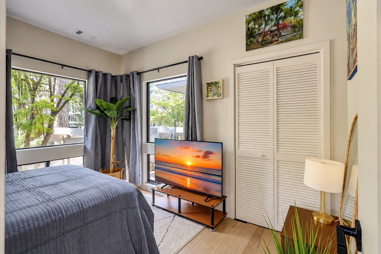 82 South Sea Pines Drive - 1st Floor Queen Bedroom