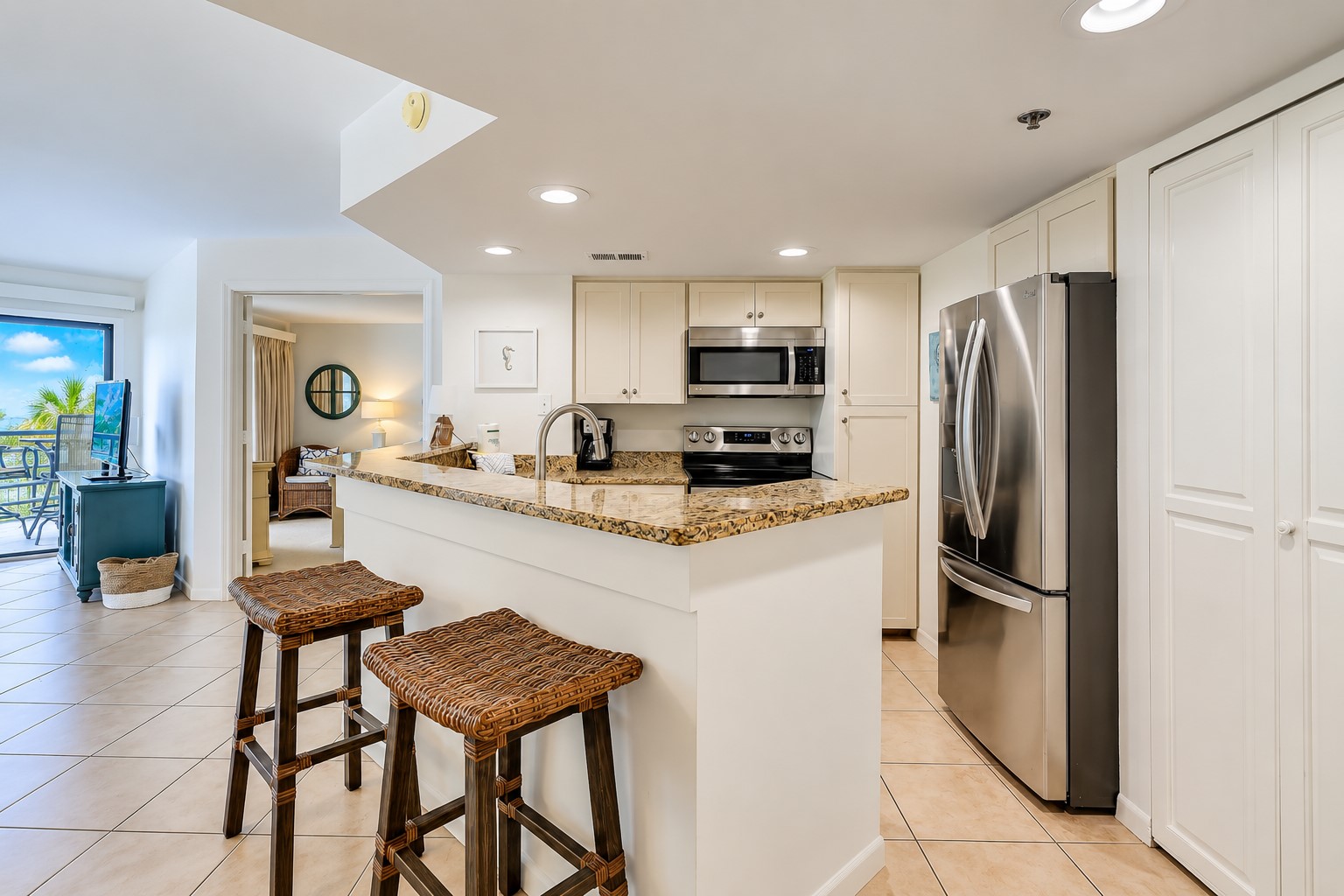 3229 Villamare - Kitchen