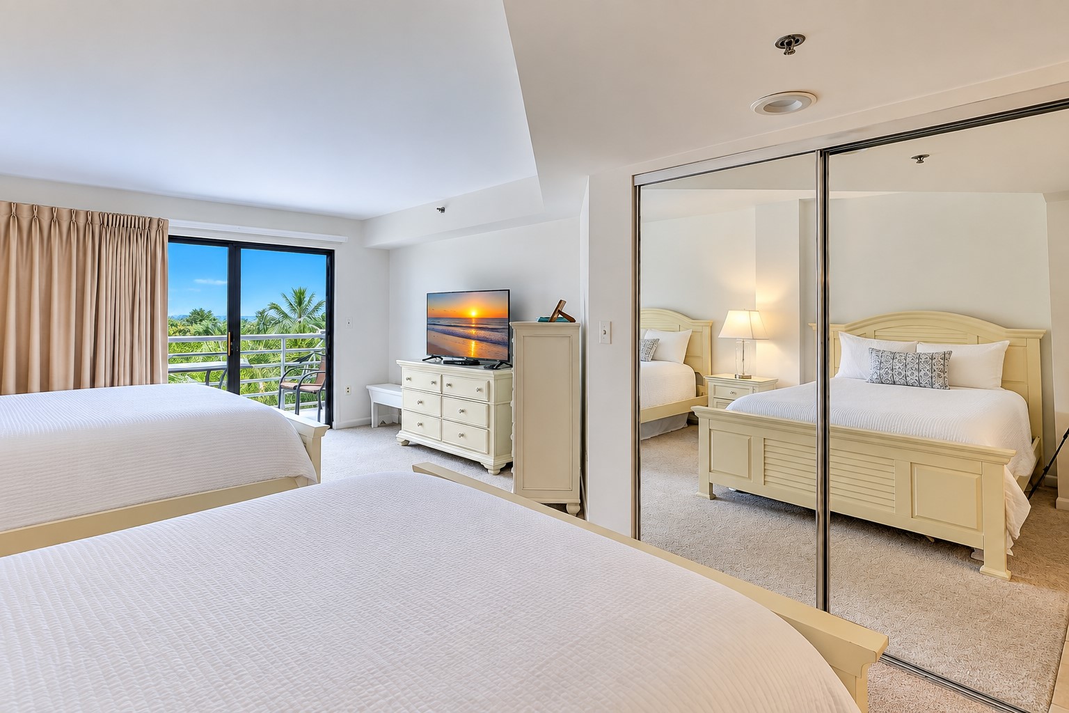 3229 Villamare - Guest Suite