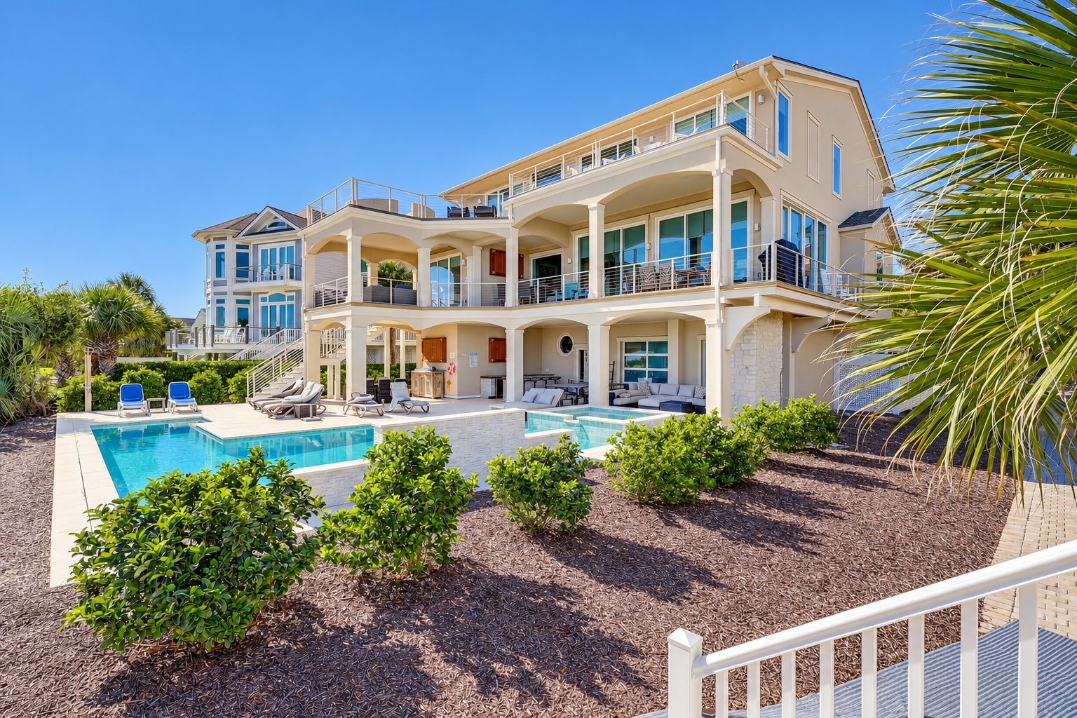 61 Dune Lane