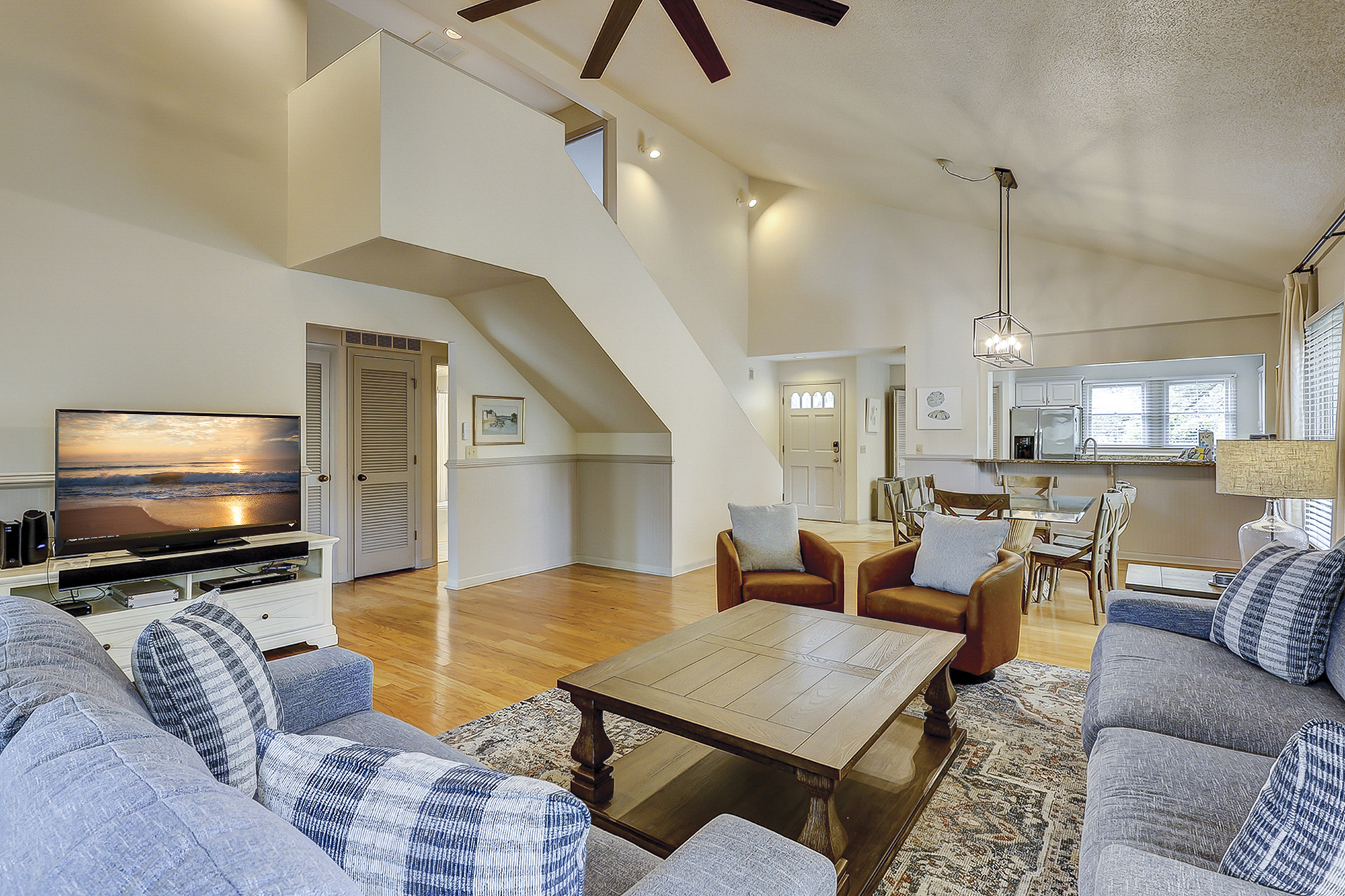 17 Beachside Homes | Photo 15