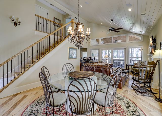Dining/Living Area
