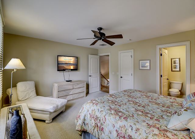 2nd Floor King Suite