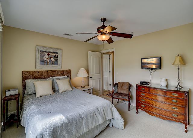 Queen Suite