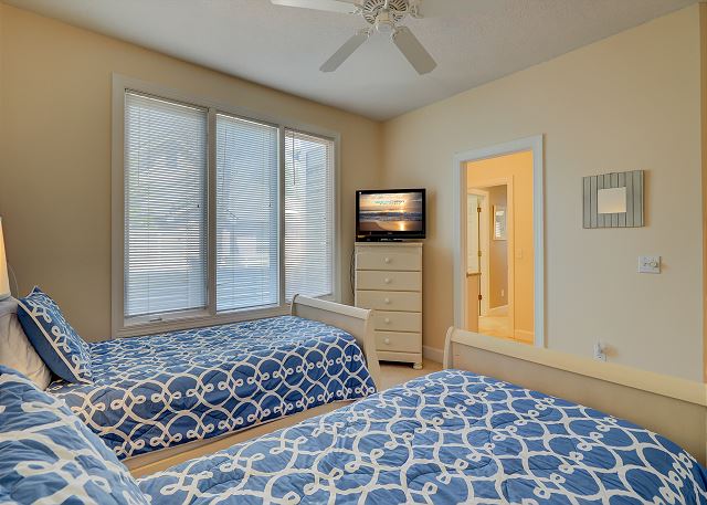 1st Floor Guest Suite
