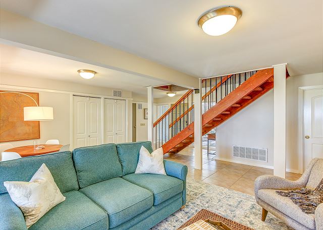 1st Floor Living Area