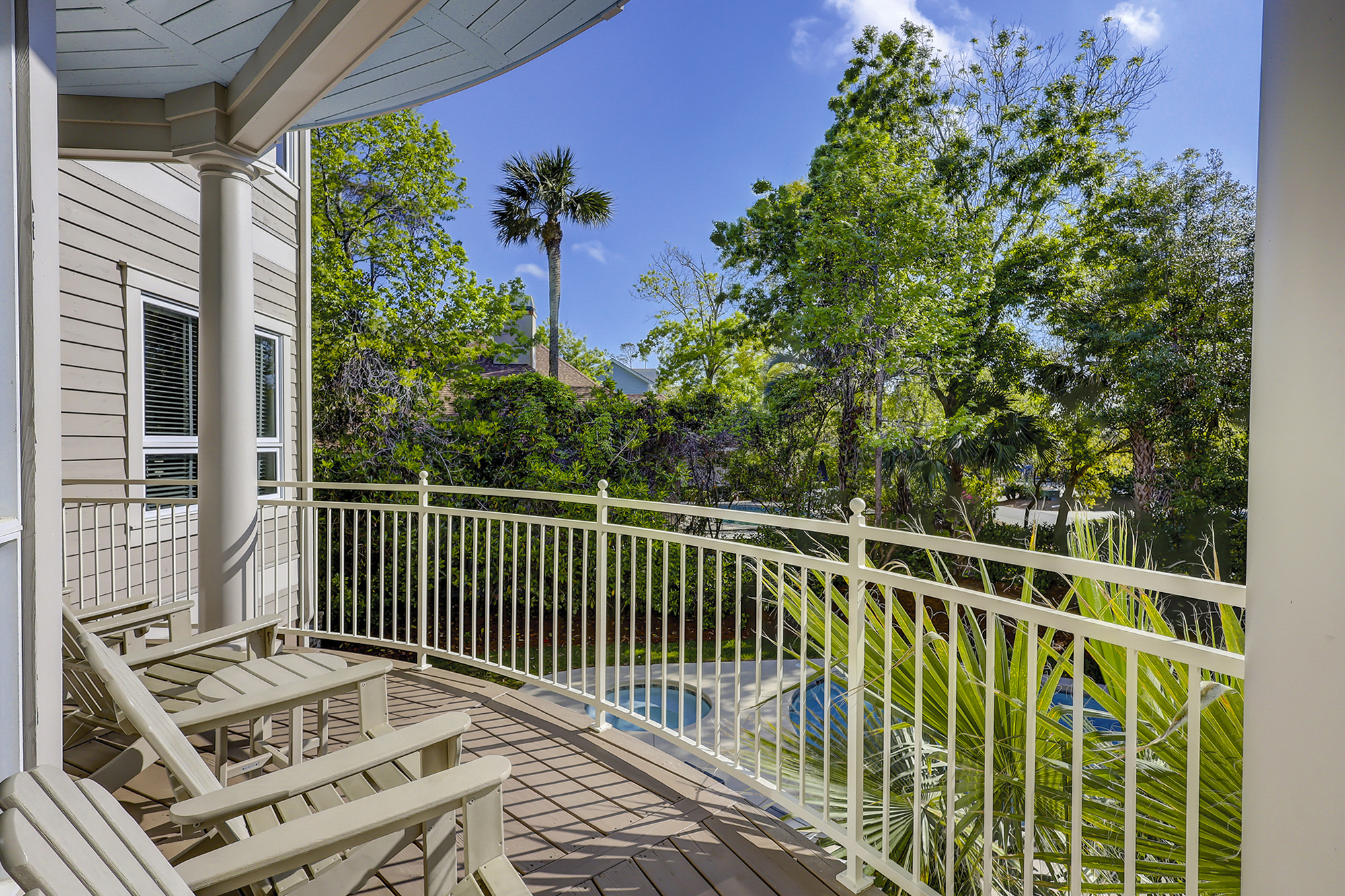 Front Entry Porch with Pool View