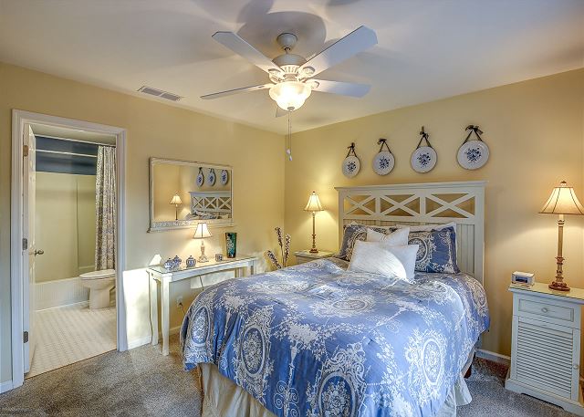 Queen Suite