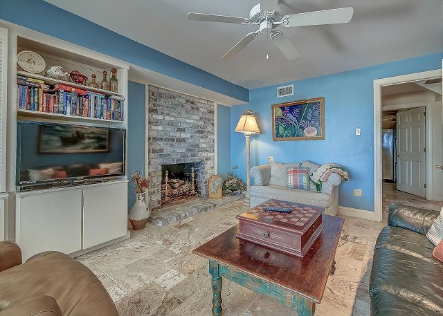 1st Floor Family Room