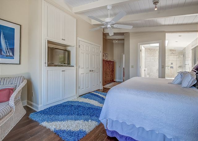 2nd Floor King Suite