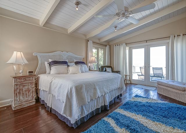 2nd Floor King Suite
