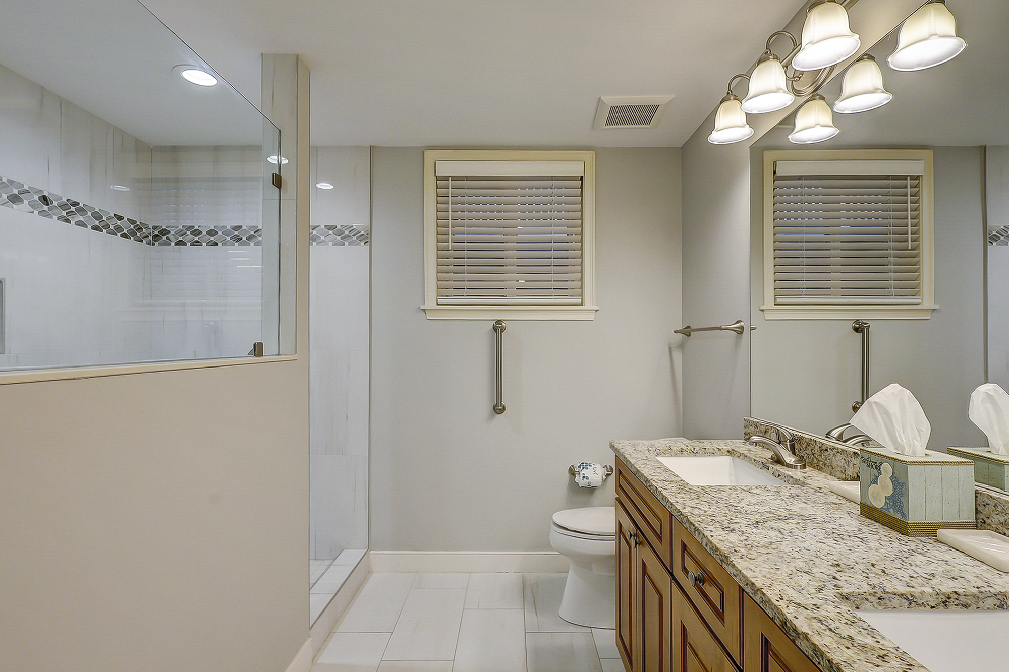 2302 SeaCrest | Photo 18