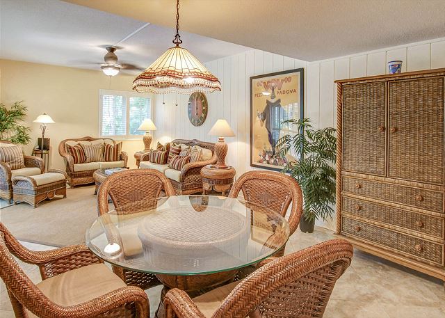 Dining/Living Area