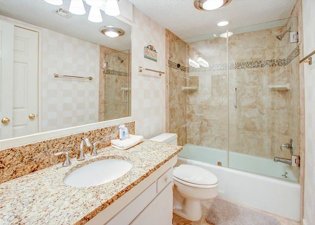 Hall Guest Full Bathroom