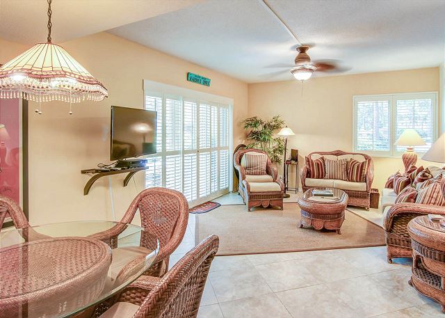 Dining/Living Area