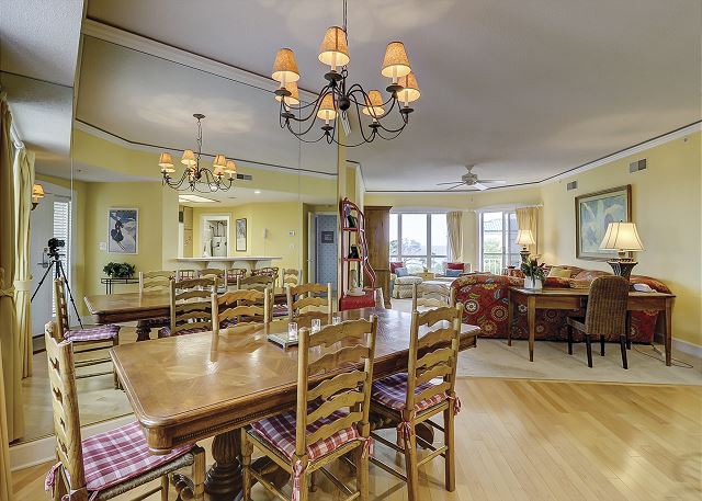 Dining/Living Area