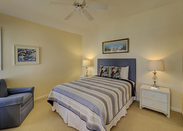 2nd Floor Queen Suite