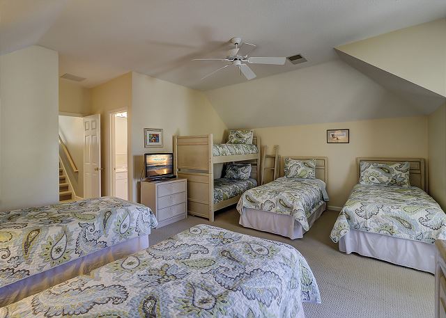 2nd Floor Guest Suite