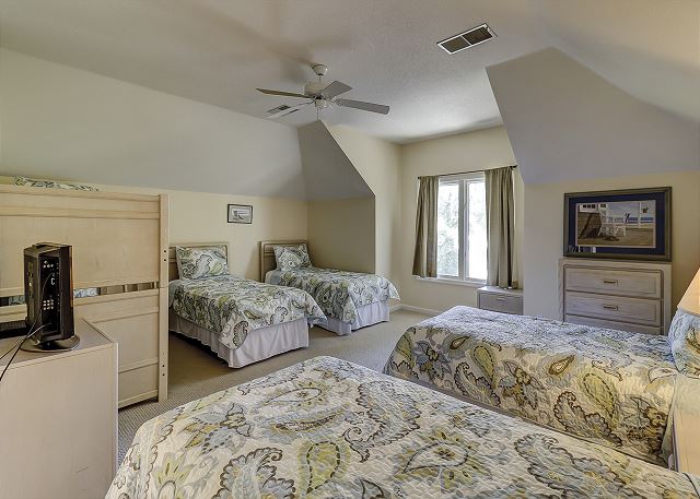 2nd Floor Guest Suite - Sleeps 6