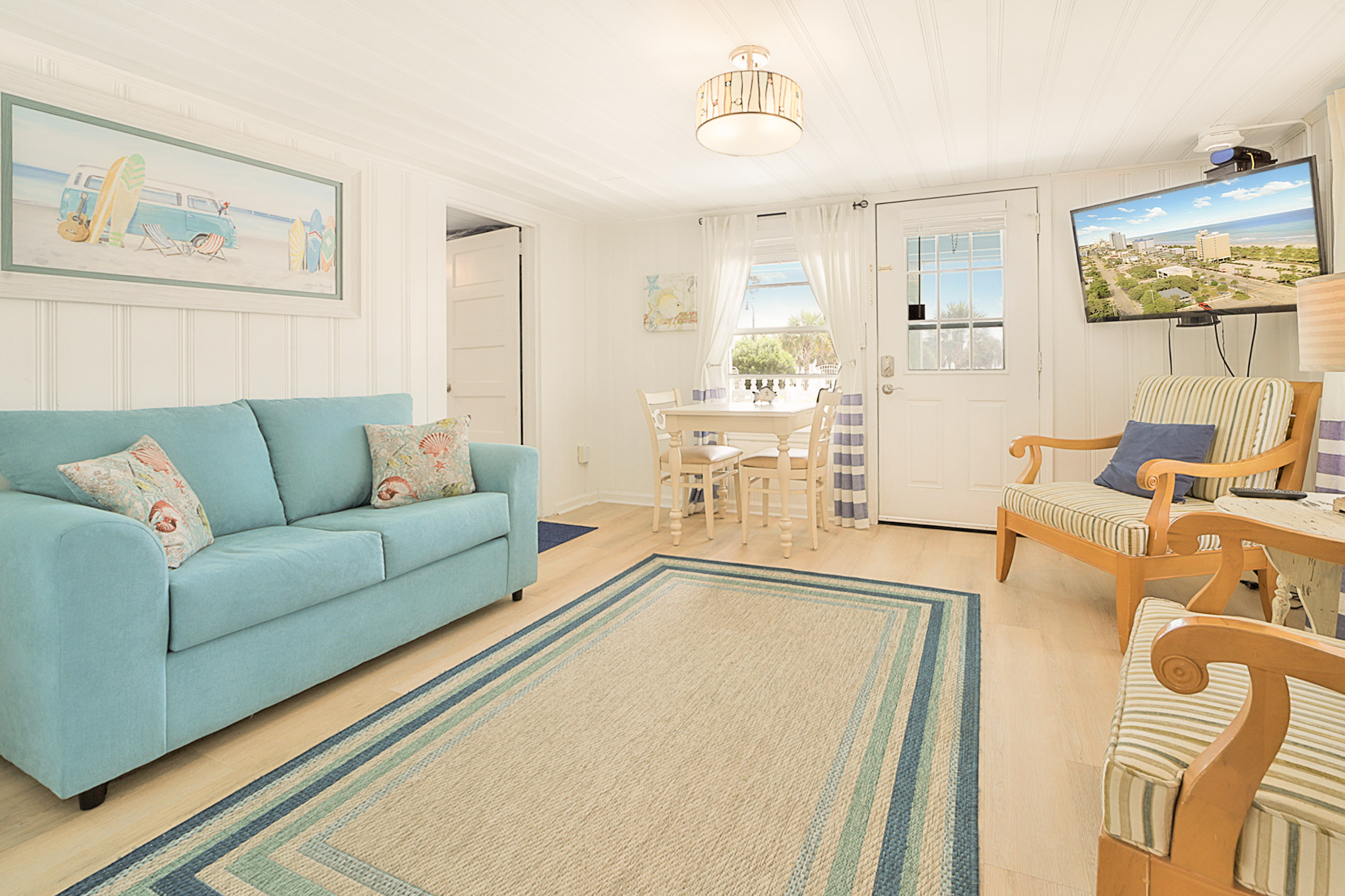 The Hemingway Cottage- 201 N Ocean | Photo 2