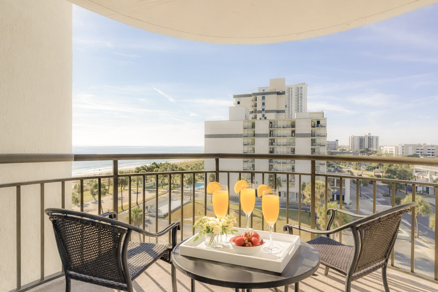 New Listing! Meridian Plaza Resort #606