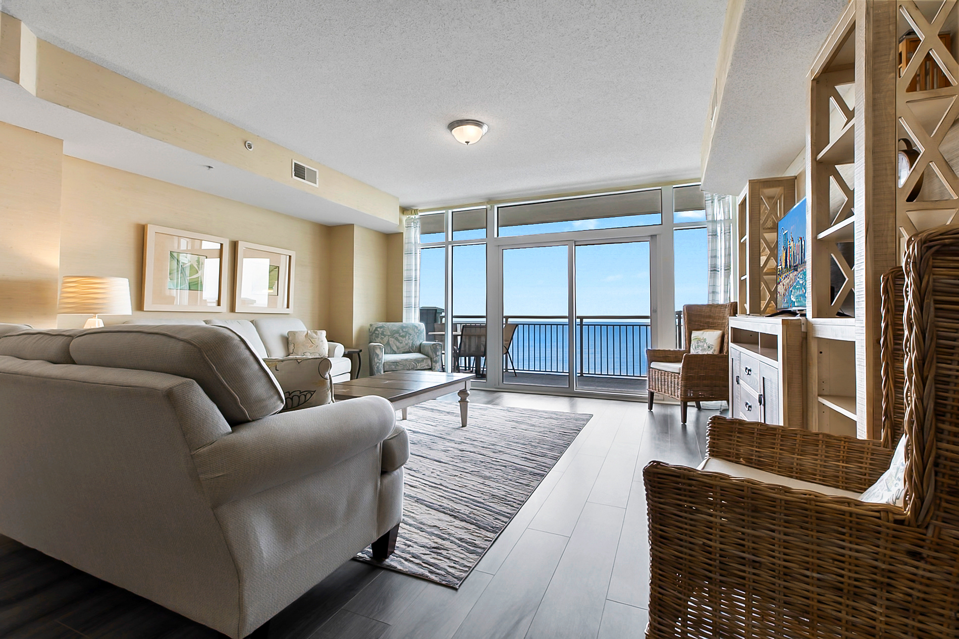 Ocean Blue Resort - PH2 6