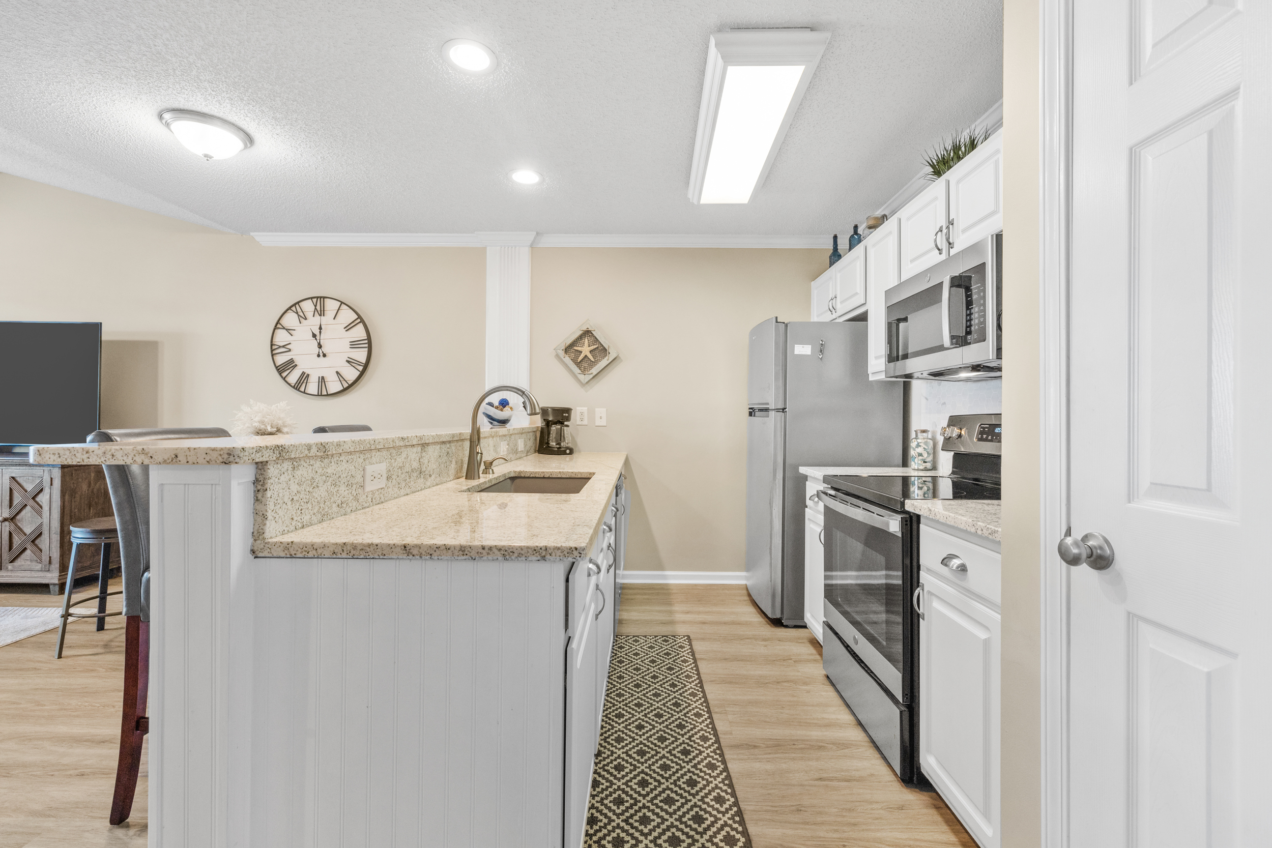 Carolina Yacht Landing 16 7