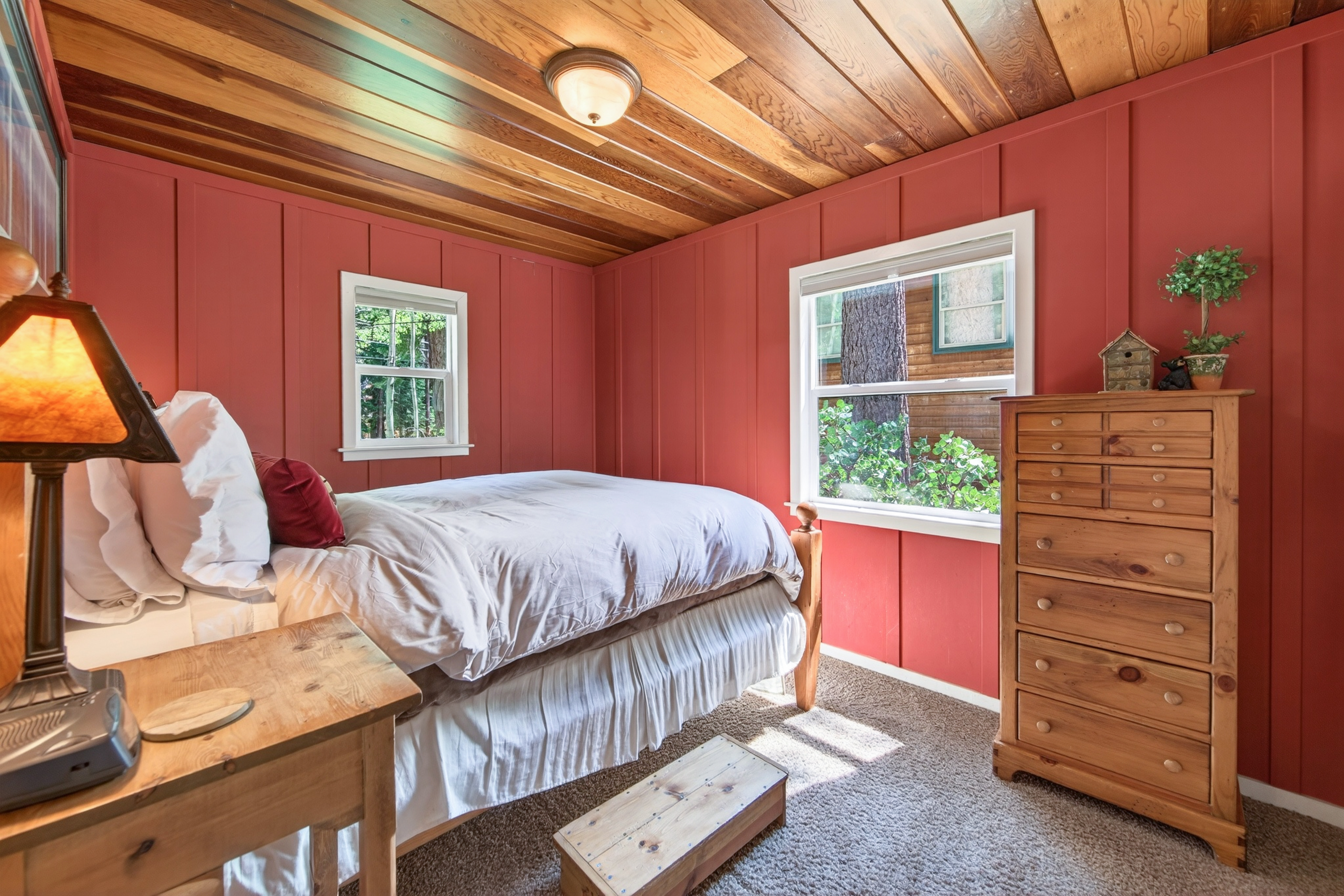 Listing Image 27 for Tahoe Park Cottage
