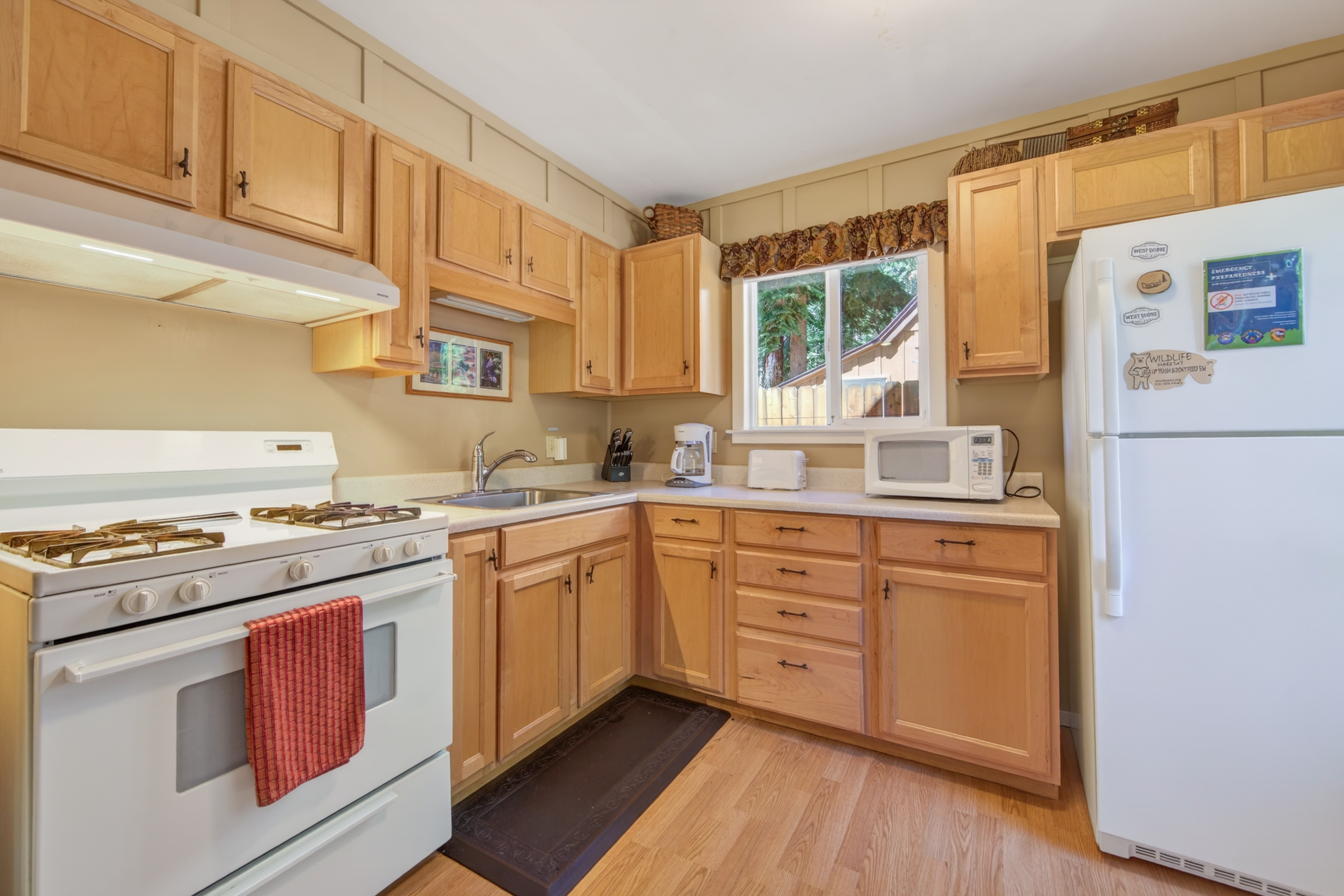 Listing Image 22 for Tahoe Park Cottage