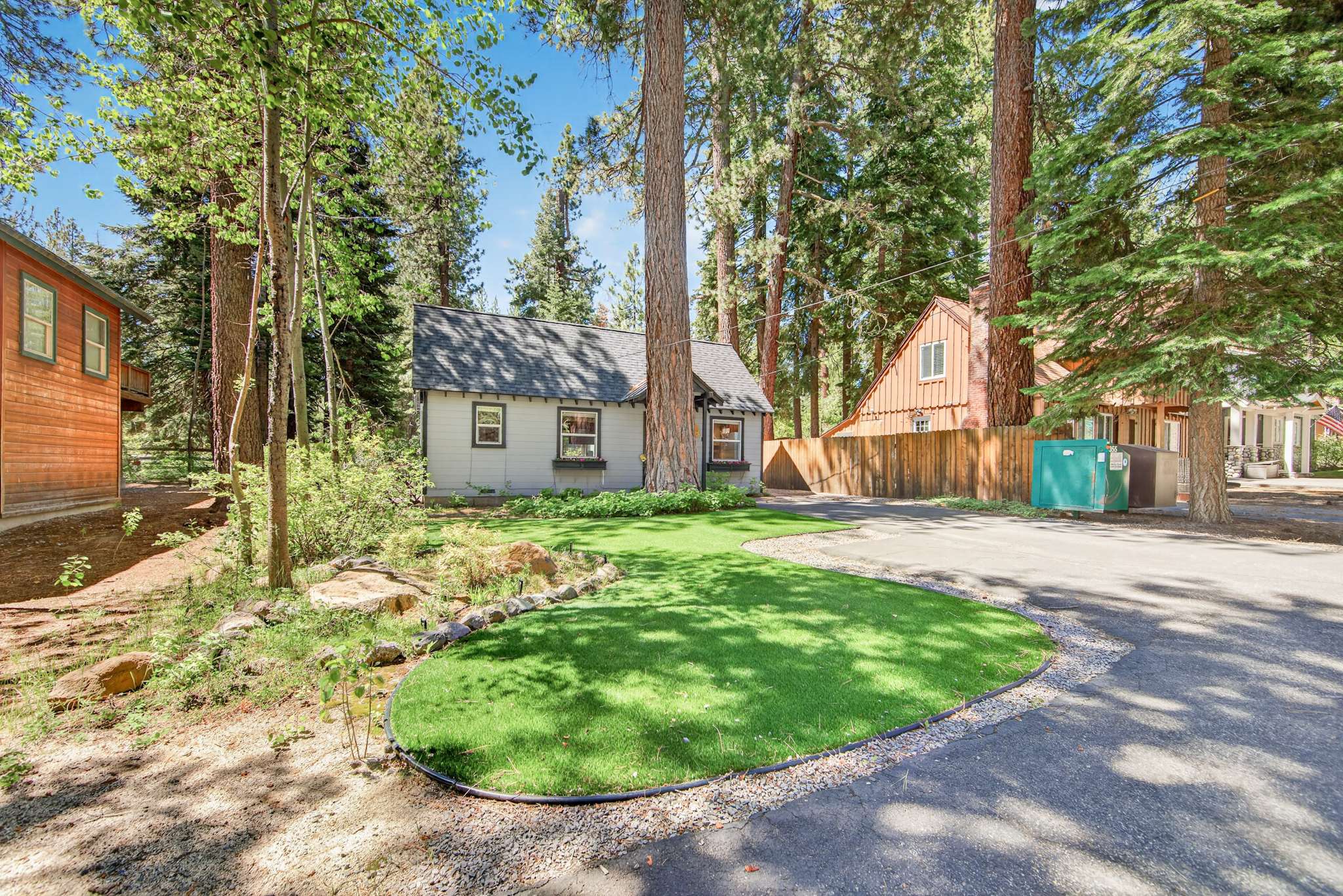 Listing Image 9 for Tahoe Park Cottage