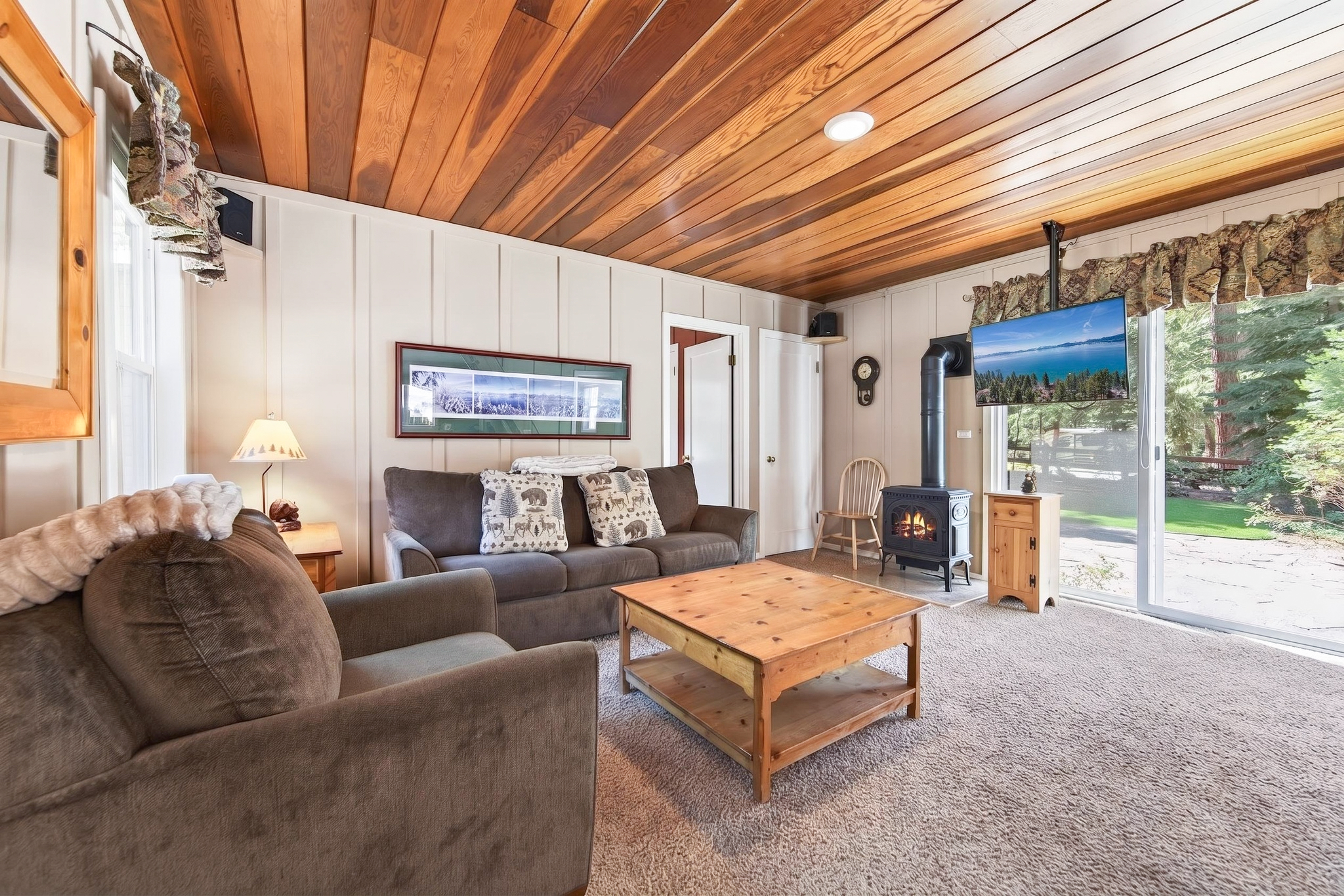 Listing Image 2 for Tahoe Park Cottage