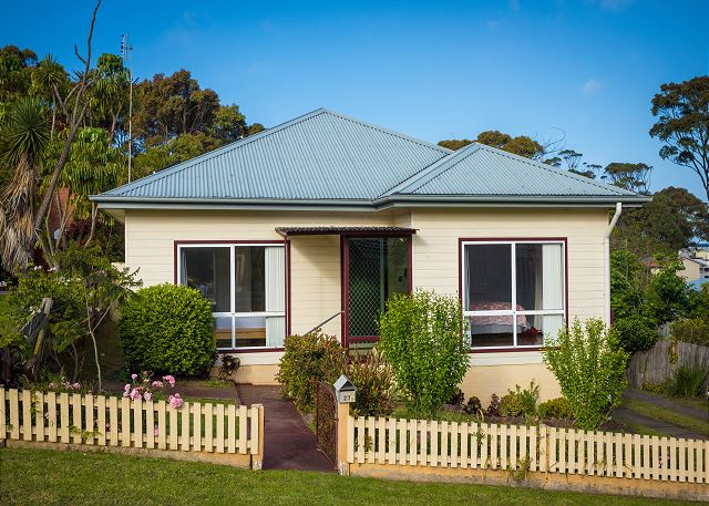 27 Marine Drive, Narooma