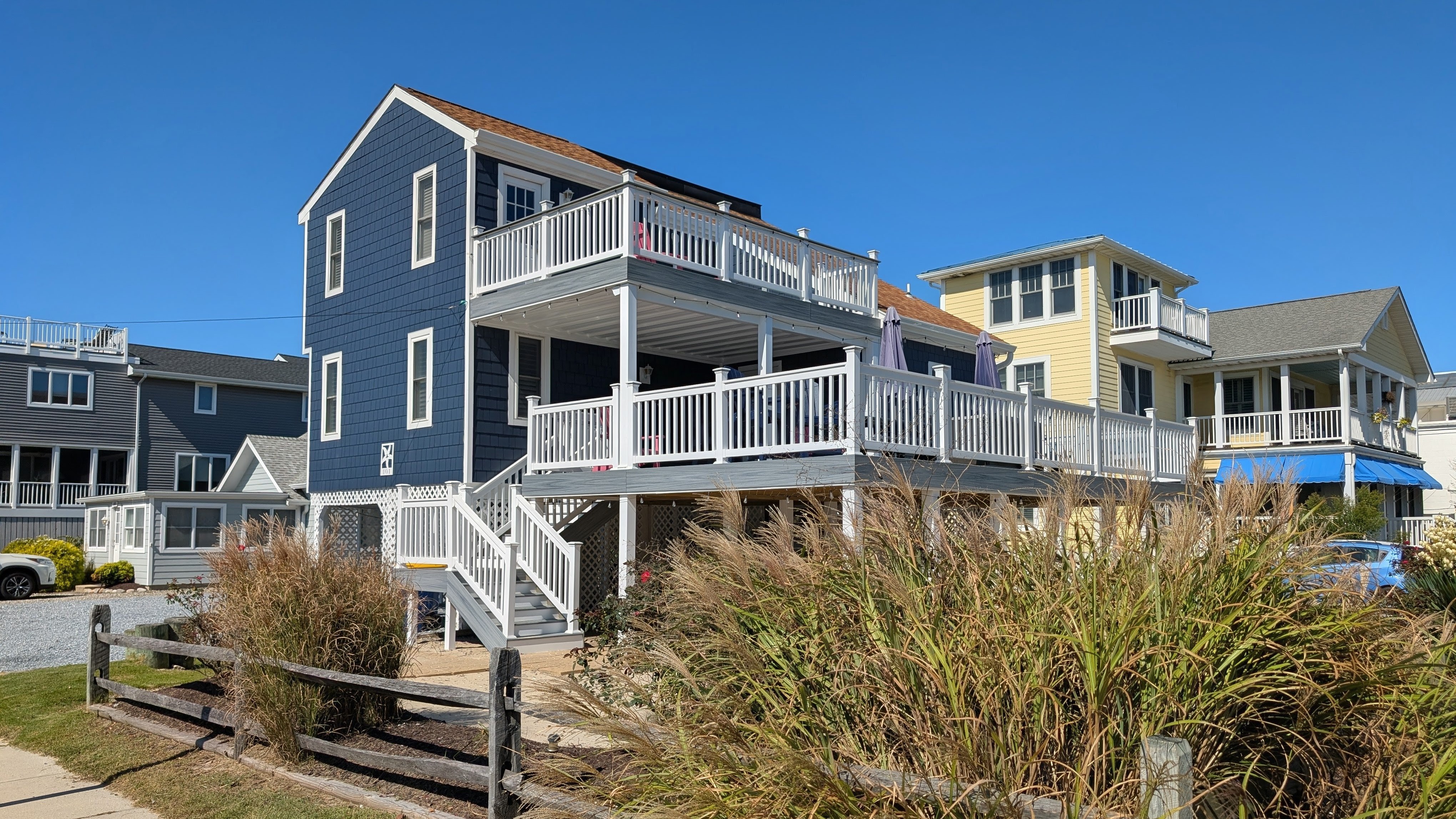 101 Hollywood Street 