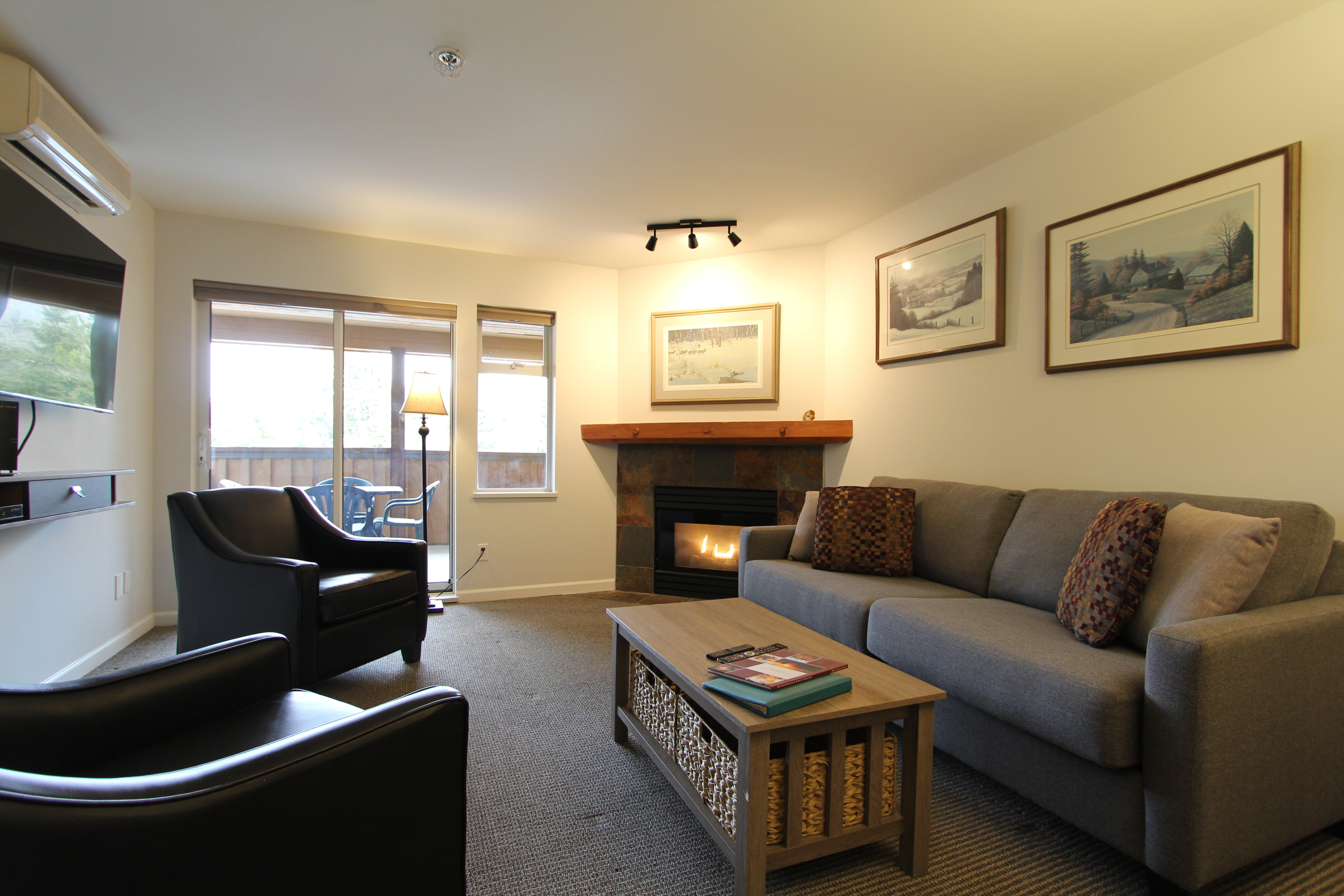 Marketplace Lodge 1-Bdrm +Den #201