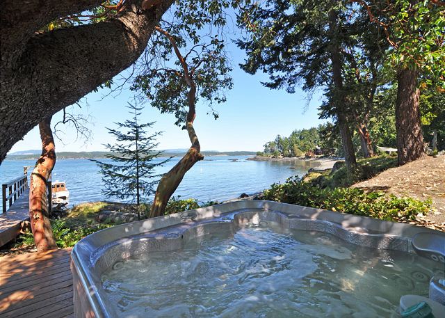 San Juan Island Waterfront Vacation Home Dock Hot Tub Near Welcome To Carter Beach Bubble Your Cares Away By The Seaside