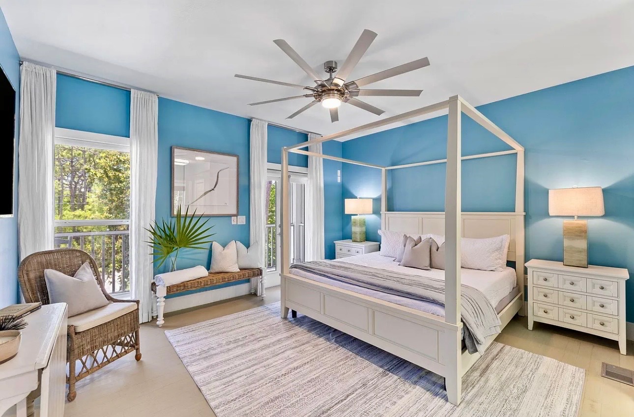 Master Bedroom with King 