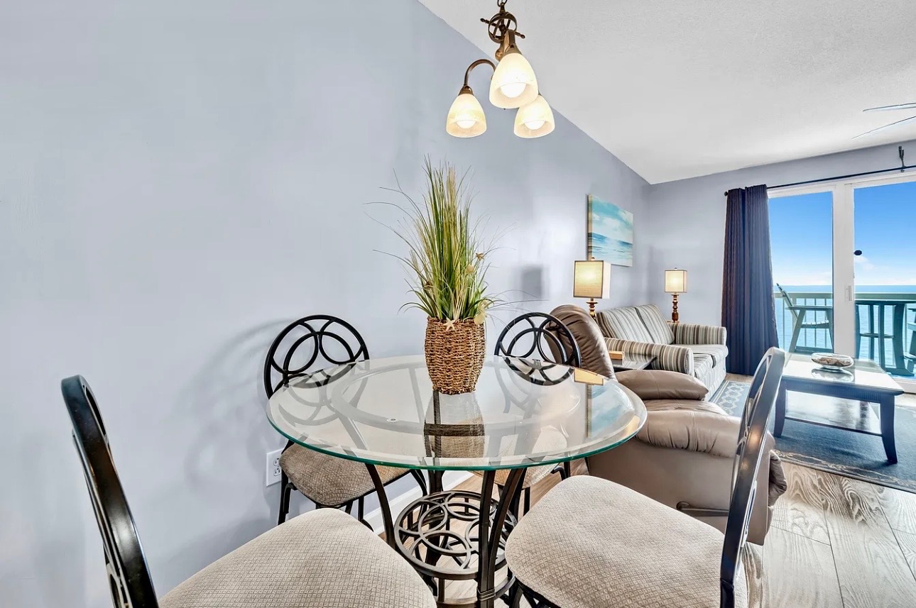 Sunsets and Champagne/ Ocean Front/ Ocean View/ 2 Beach Chairs included | Photo 4