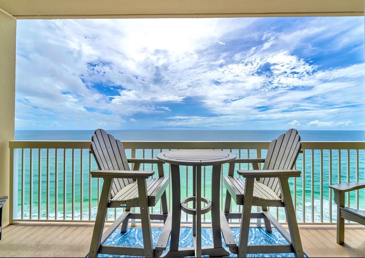 Sunsets and Champagne/ Ocean Front/ Ocean View/ 2 Beach Chairs included | Photo 1