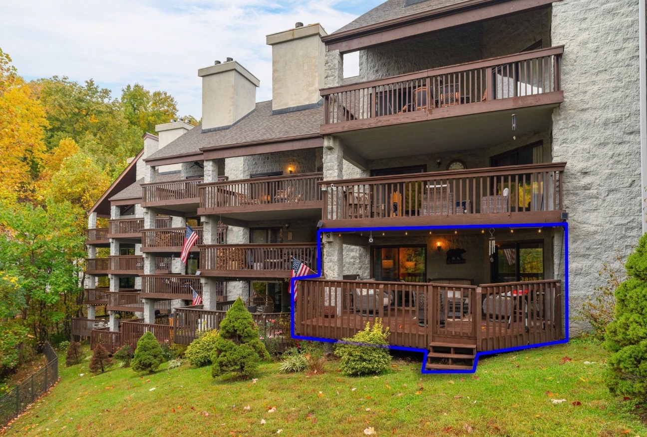 Exterior Of building balcony view