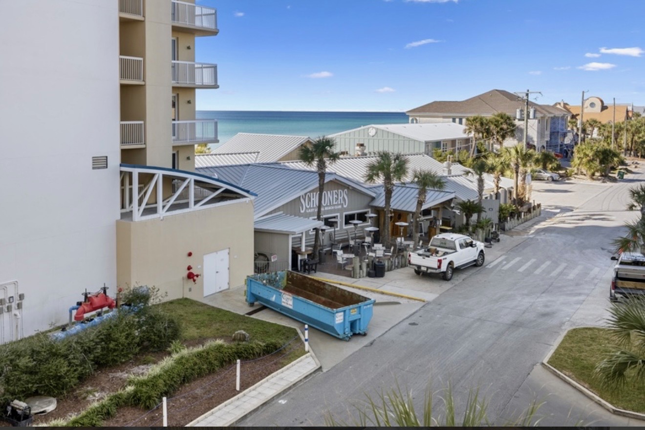 Sea-shells/2 beach chairs & umbrella/Ocean Front | Photo 6