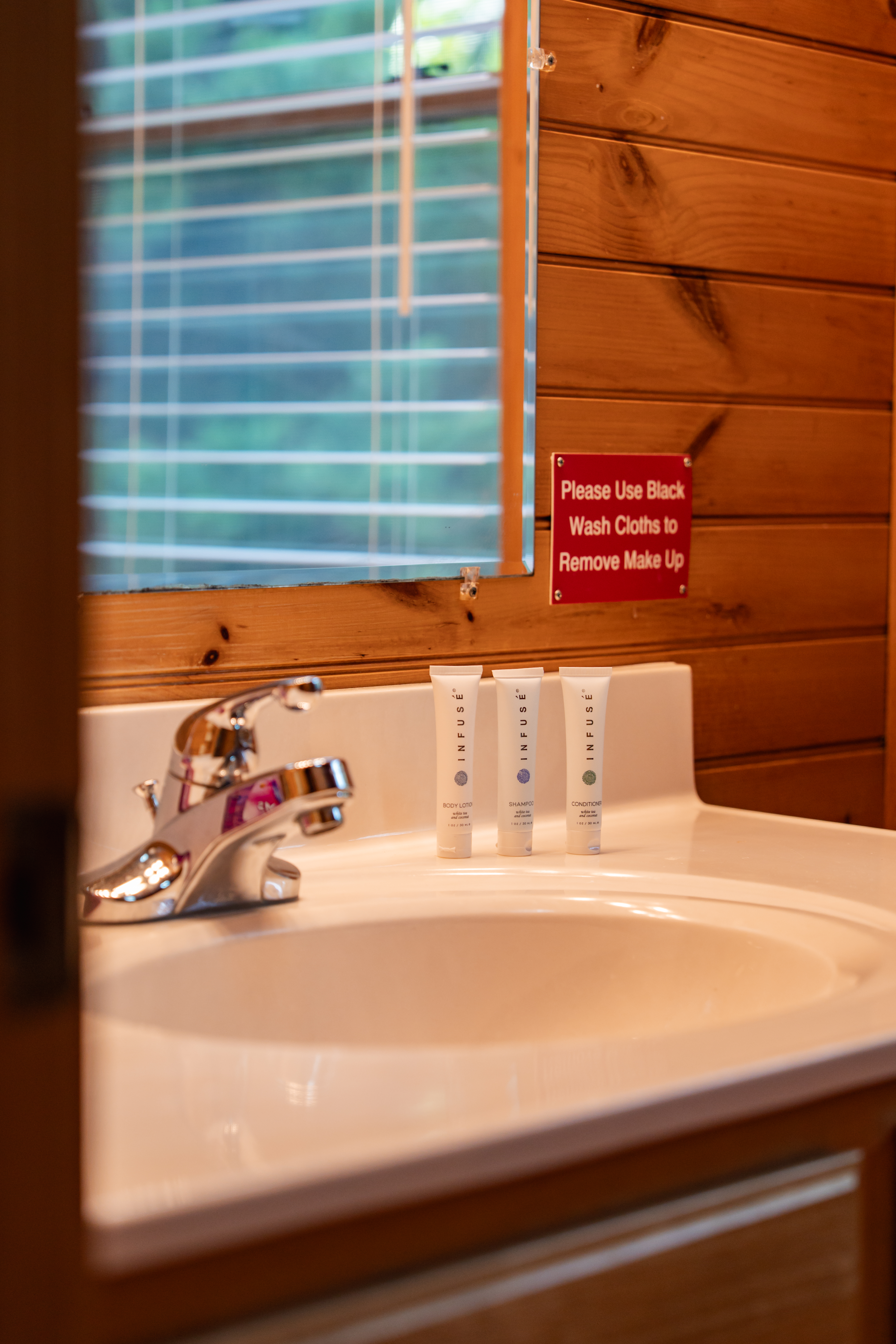 Relax by the Waterfall*Hot Tub*Pet-Friendly | Photo 12