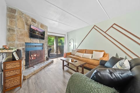 2bd/2bth/3Pools/BearSightings | Photo 5