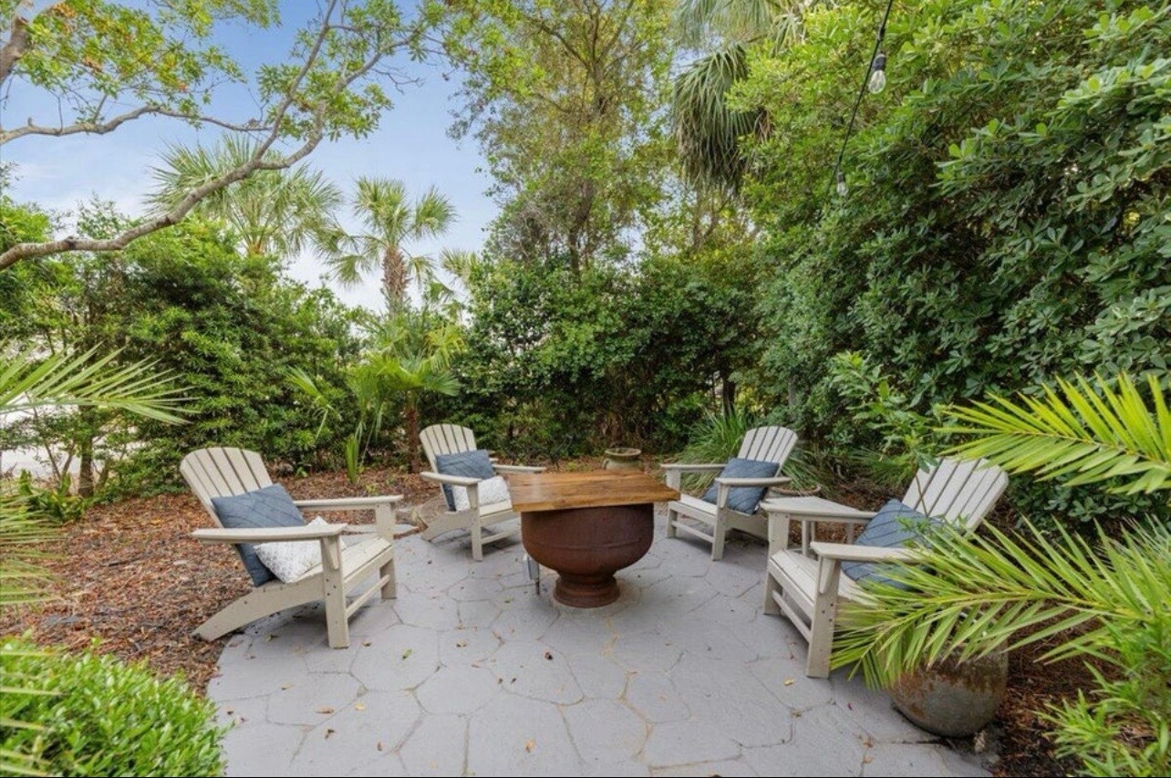 Outdoor Private Firepit