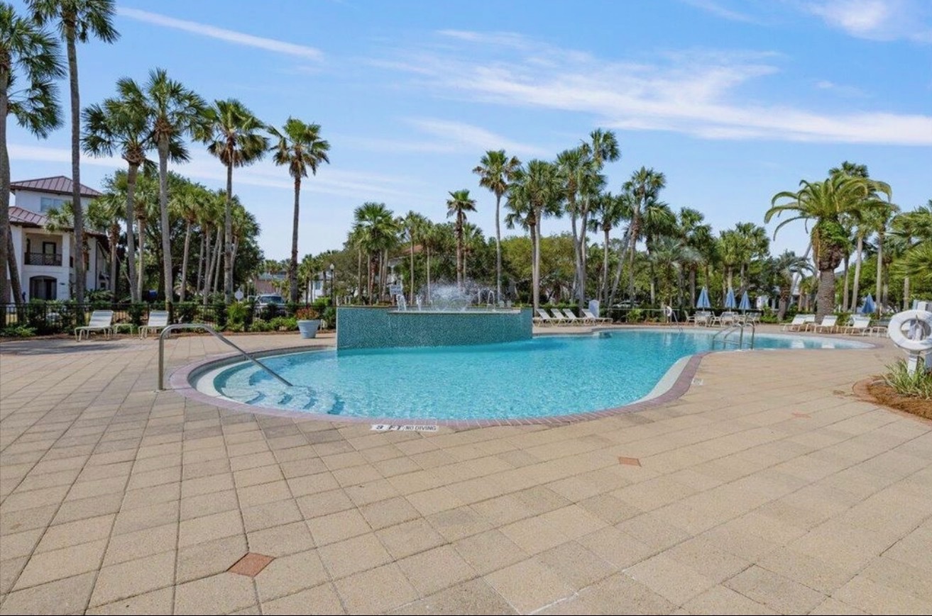 Shared Community pool