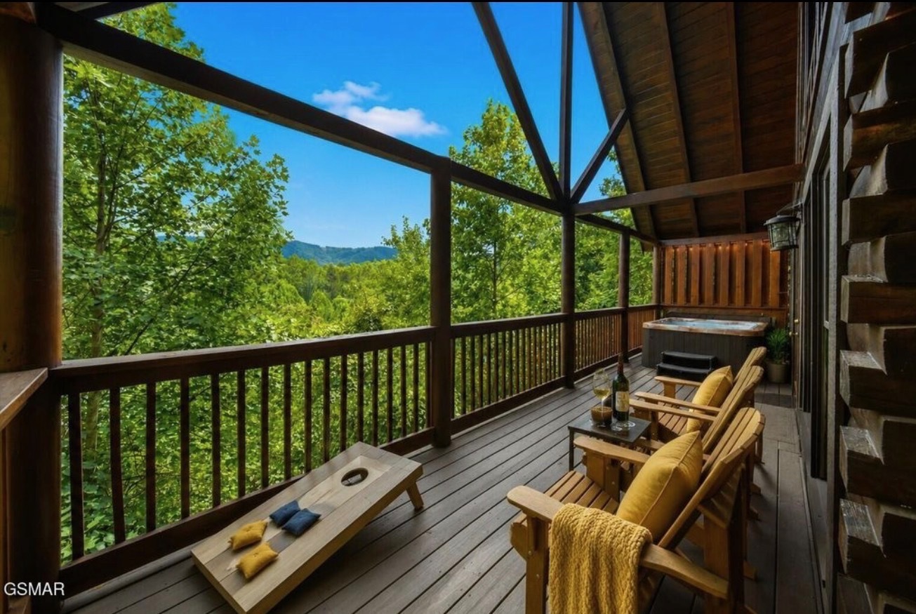 High View Hangout | Photo 4