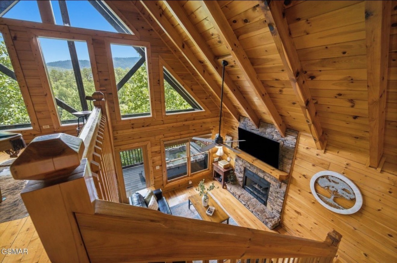 High View Hangout | Photo 15