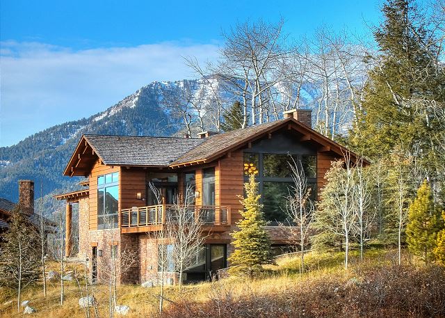 Luxurious townhome in the heart of the Jackson Hole Ski area, ID#222427